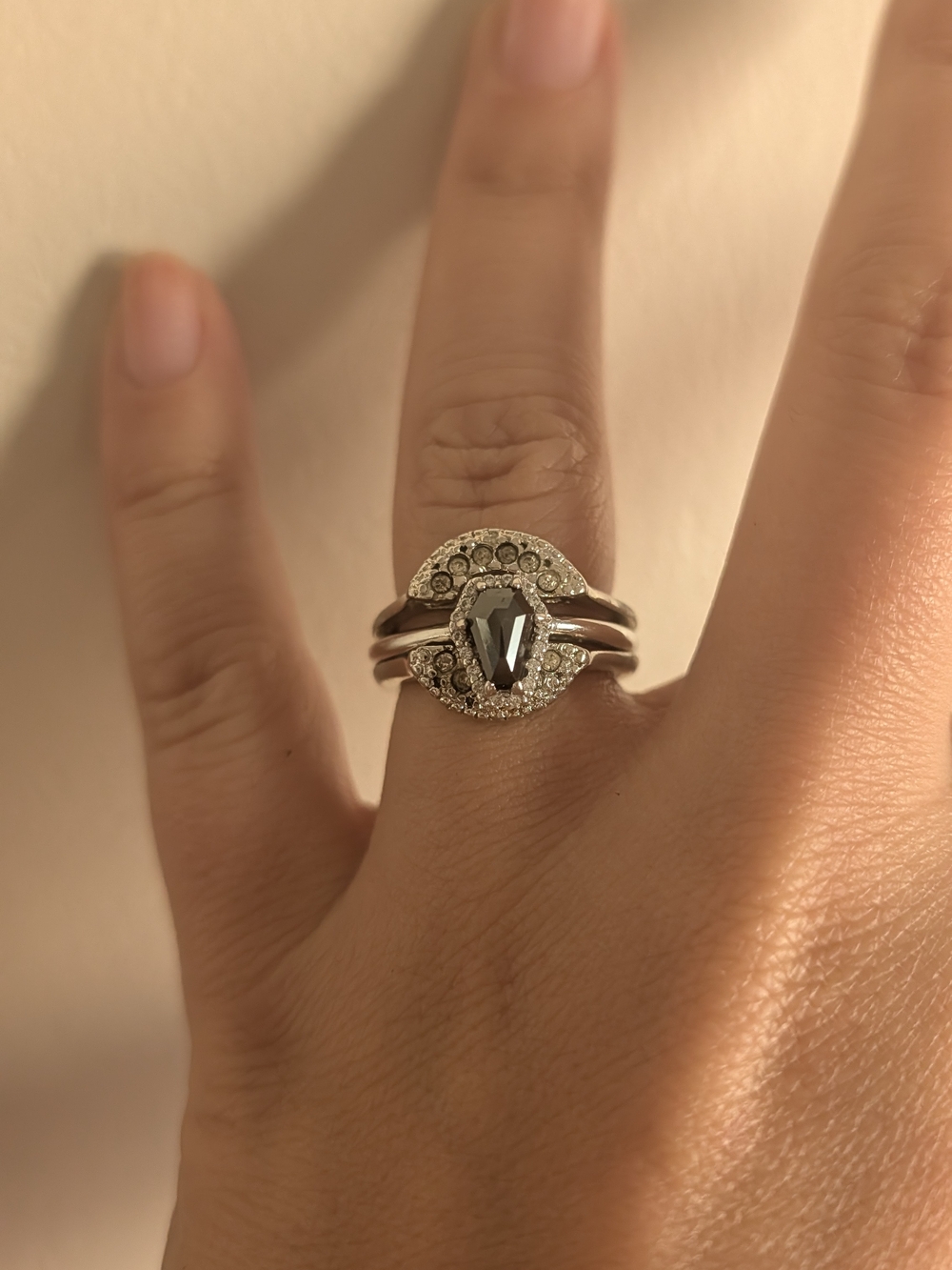 Fluted Ring Guard